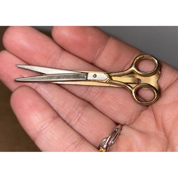 VTG Swank Scissors Tie Clip‎ Bar Gold Silver Tone Mother Of Pearl Tailor Barber - Picture 1 of 5